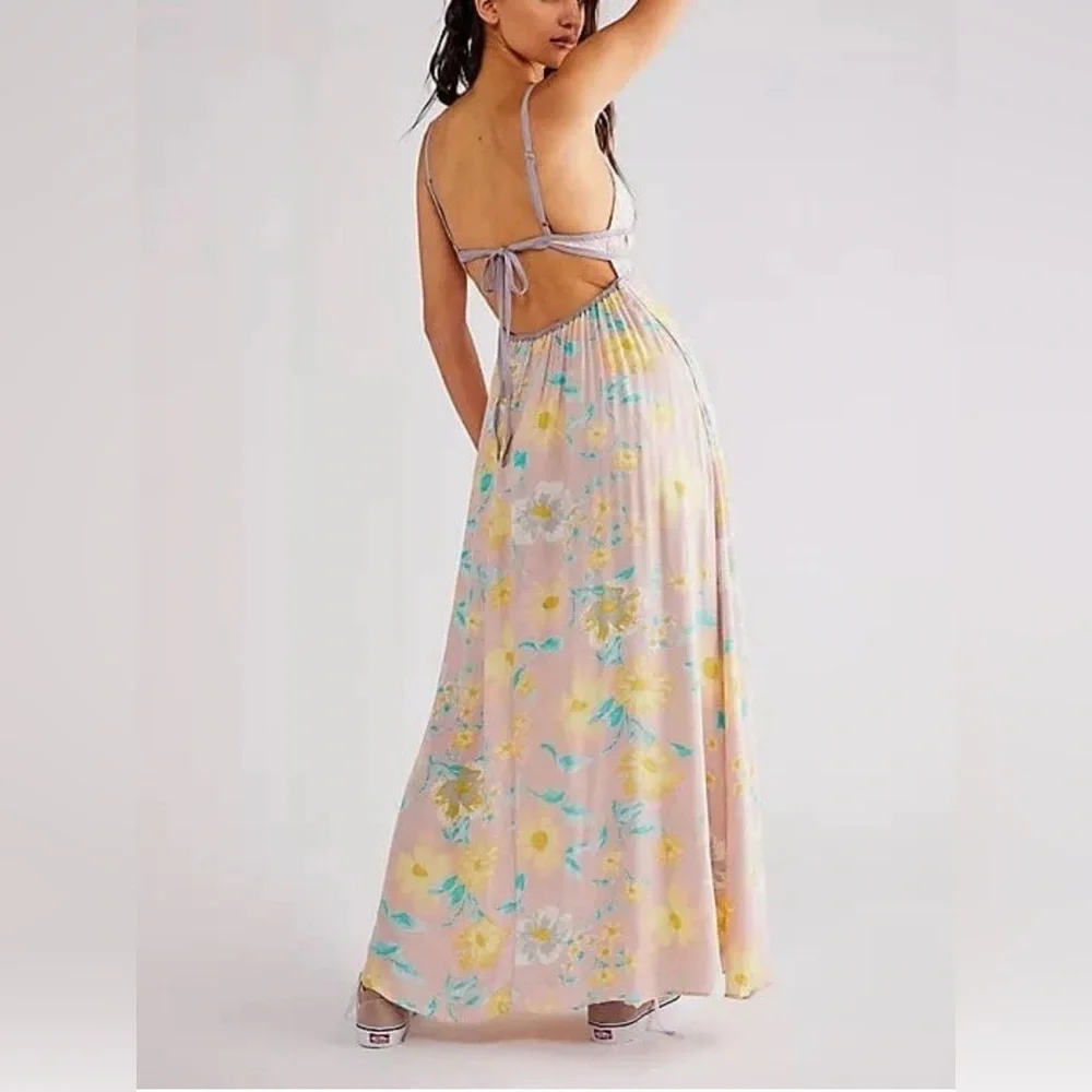 Free People Wisteria Maxi Dress Floral Open Back Keyhole NWT Size M - Picture 6 of 12